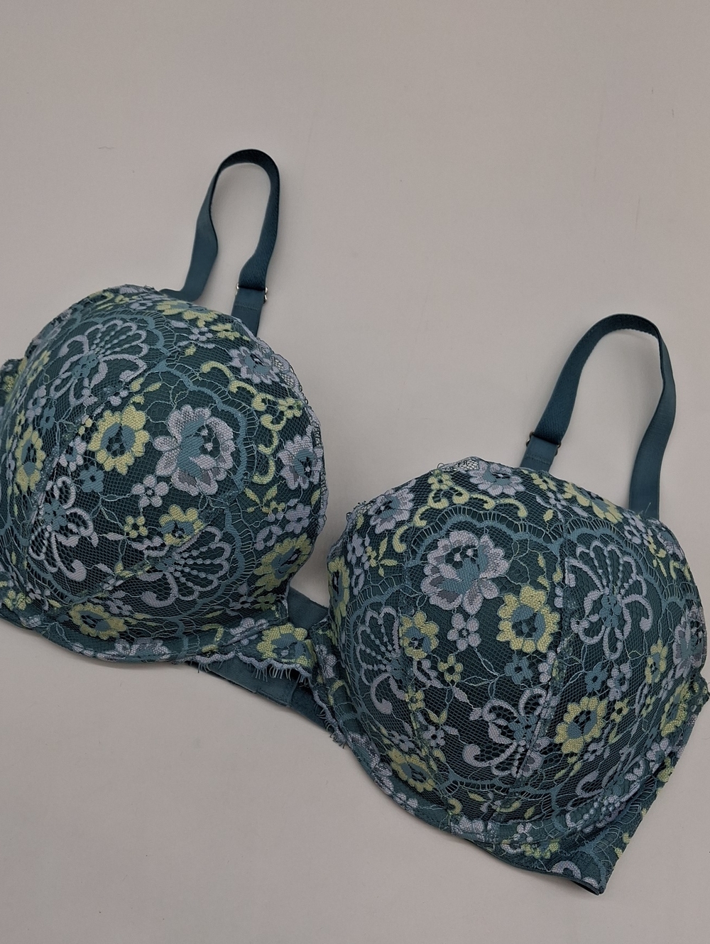 Victoria's Secret Dream Angels Runaway Teal Blue Lace Push-Up Bra 38D